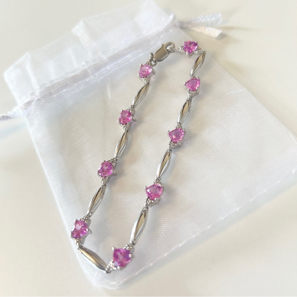 NWOT 925 sterling Silver Bracelet with Vibrant Pink heart Stones crystals dainty